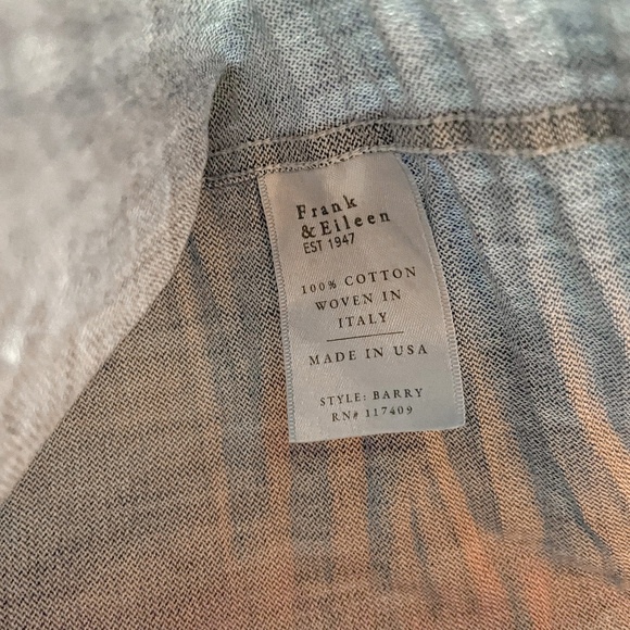 Frank & Eileen Barry Famous Denim Shirt Distressed Vintage Wash S - Picture 8 of 9